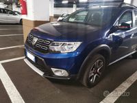 Usata Dacia Sandero Stepway 90 CV (66 kW) 2019 Blu Utilitaria