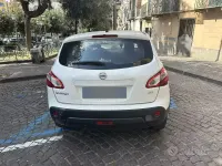 Usata Nissan Qashqai 131 CV (96 kW) 2012 Bianco SUV