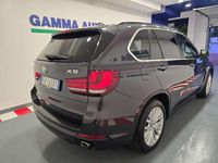 Begagnad BMW X5 Luxury Line 218 HK (160 kW) 2015 Grå SUV