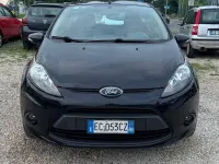 Usata Ford Fiesta 92 CV (67 kW) 2010 Nero Berlina