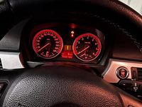 Usata BMW 325 218 CV (160 kW) 2006 Grigio Coupé