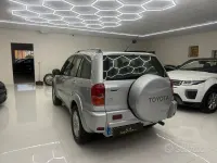 Usata Toyota RAV4 Sol 150 CV (110 kW) 2000 Grigio Station wagon