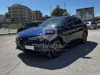 Usata Alfa Romeo Stelvio 179 CV (131 kW) 2017 Bluazzurro SUV