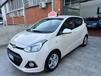 Usata Hyundai i10 Style 66 CV (48 kW) 2014 Beige Utilitaria