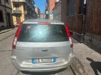 Usata Ford Fusion Ambiente 80 CV (58 kW) 2009 Utilitaria