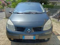 Usata Renault Scénic Dynamique 131 CV (96 kW) 2006 Nero Monovolume
