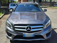 Usata Mercedes GLA200 Premium 136 CV (100 kW) 2016 Grigio SUV