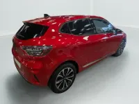 Usata Renault Clio 101 CV (74 kW) 2025 Rosso Utilitaria