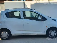 Begagnad Chevrolet Spark 68 HK (50 kW) 2010 Vit Halvkombi