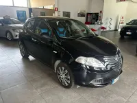 Usata Lancia Ypsilon Gold 69 CV (50 kW) 2012 Nero Utilitaria