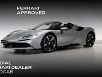 Usata Ferrari SF90 999 CV (734 kW) 2022 Grigio Cabrio