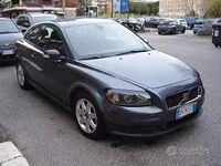 Usata Volvo C30 Kinetic 101 CV (74 kW) 2007 Grigio Utilitaria