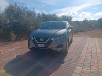 Usata Nissan Qashqai 116 CV (85 kW) 2020 Grigio SUV