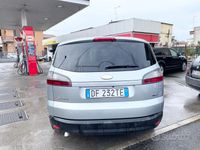 Usata Ford S-MAX Titanium 140 CV (102 kW) 2007 Grigio Monovolume