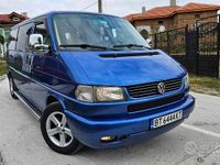 Usata VW Caravelle 151 CV (111 kW) 2002 Blu Monovolume