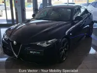 Usata Alfa Romeo Giulia Veloce 209 CV (153 kW) 2017 Blu Berlina