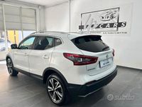 Usata Nissan Qashqai Tekna+ 131 CV (96 kW) 2018 Bianco SUV