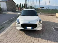 Usata Suzuki Swift 83 CV (61 kW) 2024 Bianco Utilitaria