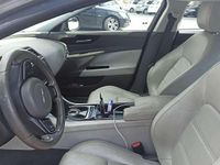 Usata Jaguar XE Pure 179 CV (131 kW) 2015 Grigio Berlina