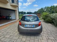 Usata Peugeot 208 68 CV (50 kW) 2014 Utilitaria