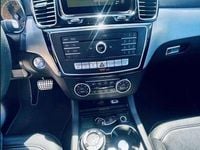 Käytetty Mercedes GLE500 Premium 453 HP (333 kW) 2016 Katumaasturi