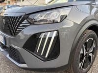 Usata Peugeot 2008 Active 102 CV (75 kW) 2024 Grigio SUV