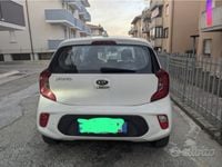 Usata Kia Picanto Comfort 67 CV (49 kW) 2021 Bianco Utilitaria