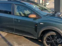 Usata Dacia Jogger 101 CV (74 kW) 2023 Verde Monovolume