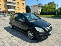 Usata Mercedes B150 95 CV (69 kW) 2008 Nero Monovolume