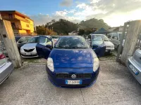 Usata Fiat Grande Punto 77 CV (56 kW) 2006 Blu Utilitaria