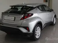 Usata Toyota C-HR Active 121 CV (88 kW) 2022 SUV