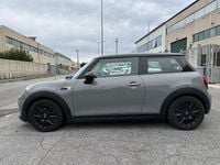Usata Mini Cooper D 116 CV (85 kW) 2019 Grigio Utilitaria