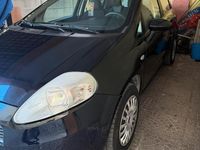 Usata Fiat Grande Punto Dynamic 78 CV (57 kW) 2009 Nero Utilitaria