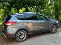 Usata Ford Kuga 140 CV (102 kW) 2014 Grigio SUV