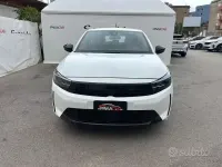 Usata Opel Corsa Edition 101 CV (74 kW) 2025 Bianco Utilitaria