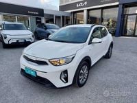 Usata Kia Stonic Style 84 CV (61 kW) 2022 Bianco SUV