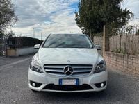 Usata Mercedes B180 Executive 122 CV (89 kW) 2012 Bianco Monovolume