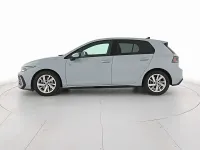 Usata VW Golf VIII R-line 150 CV (110 kW) 2024 Grigio Berlina