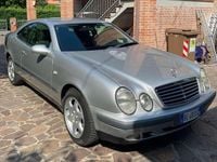 Usata Mercedes CLK320 Elegance 224 CV (164 kW) 1999 Argento Coupé