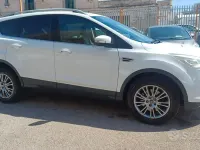 Usata Ford Kuga Titanium 163 CV (119 kW) 2015 Bianco SUV