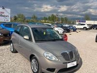 Usata Lancia Ypsilon 69 CV (50 kW) 2010 Oro Utilitaria