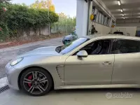 Usata Porsche Panamera Turbo 500 CV (367 kW) 2010 Grigio Utilitaria