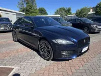 Usata Jaguar XF R-Sport 179 CV (131 kW) 2016 Blu Berlina