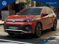 Usata VW Tiguan R-line Plus 204 CV (150 kW) 2024 Persimmon red metallizzato SUV