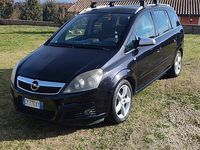 Usata Opel Zafira 2005 Nero Monovolume