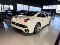 Usata Ferrari California 460 CV (338 kW) 2011 Bianco Cabrio