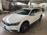 Usata VW Passat Alltrack 190 CV (139 kW) 2018 Bianco Station wagon
