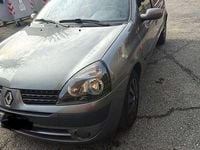 Usata Renault Clio II 75 CV (55 kW) 2002 Berlina
