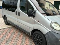 Usata Opel Vivaro 2003 Grigio Monovolume