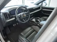 Usata Porsche Cayenne 475 CV (349 kW) 2024 Grigio gesso SUV